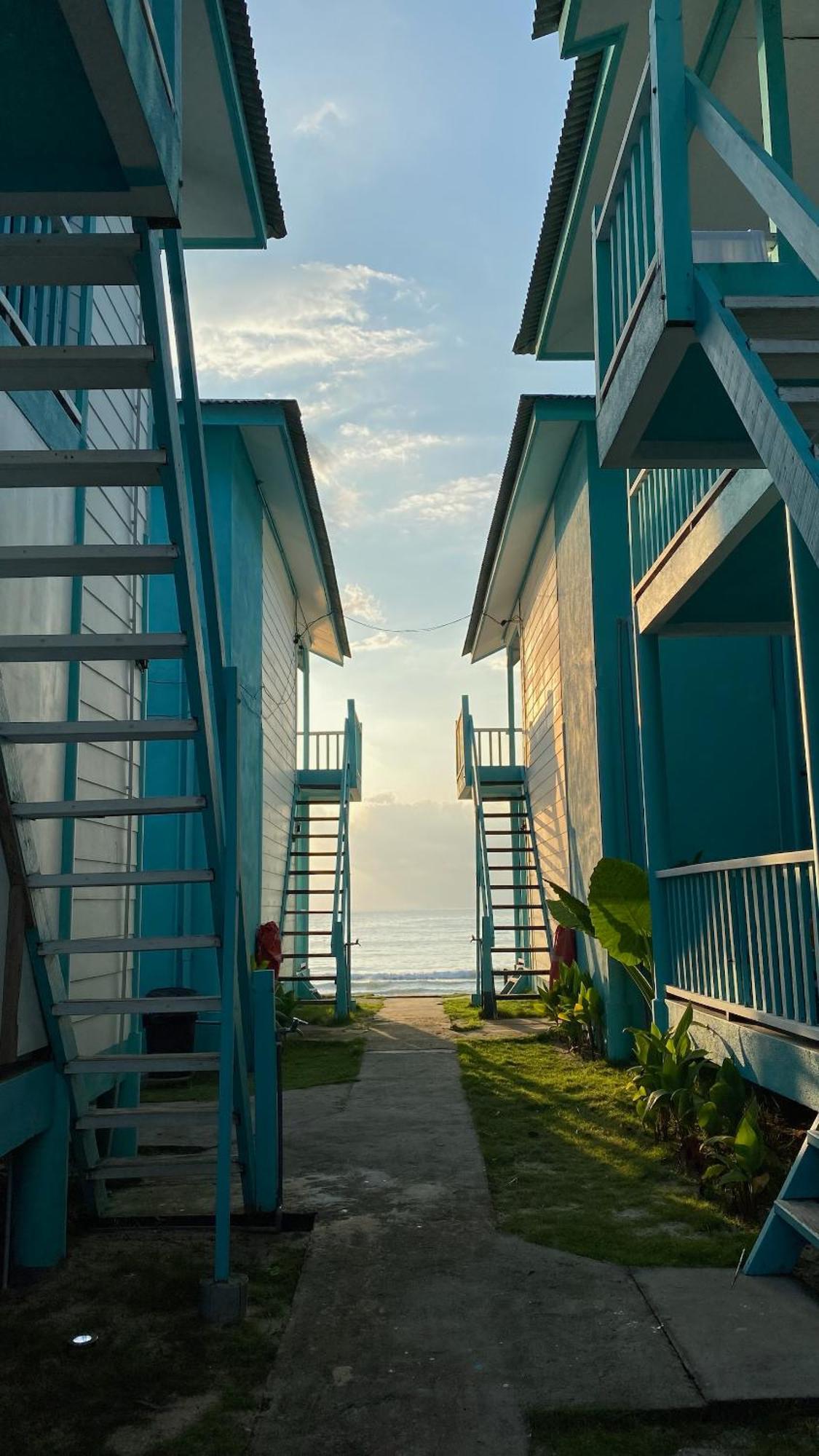 Pondok Beach Shack Kampong Juara Kültér fotó